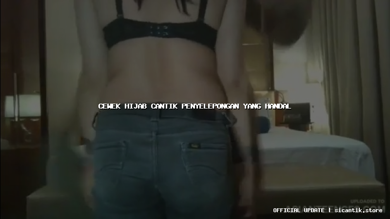cewek hijab cantik penyelepongan yang handal