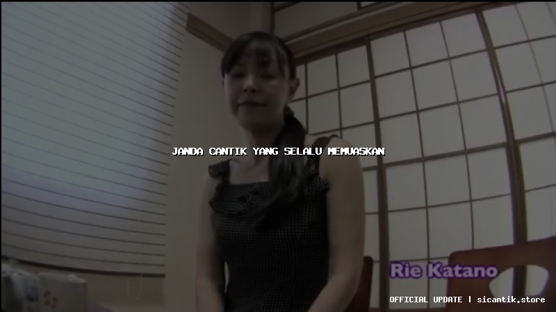 janda cantik yang selalu memuaskan