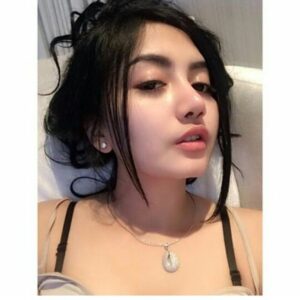 video tante indo unboxing barang antimainstream viral [Malam Ini]